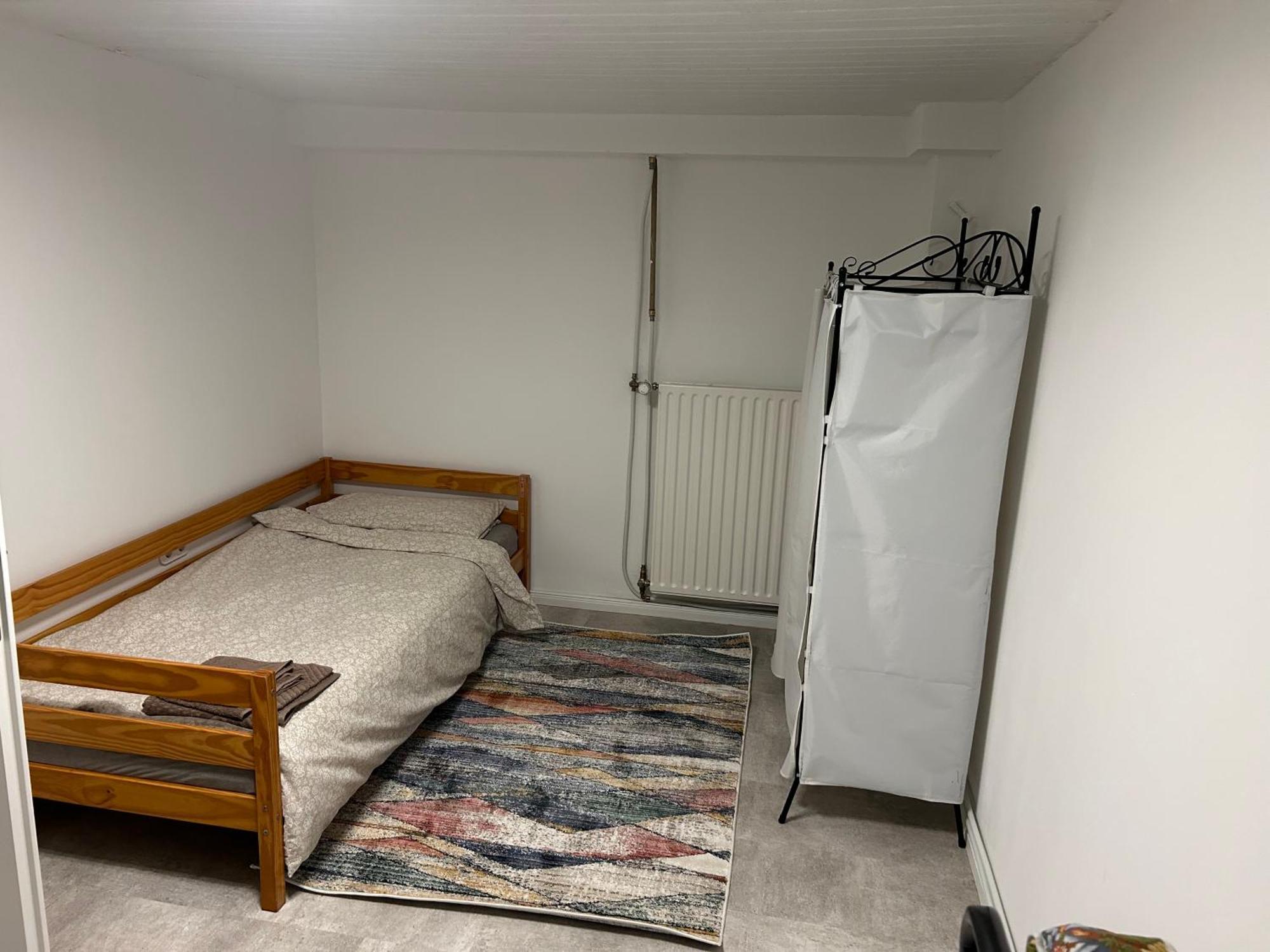Souterrain Wohnung In Der Naehe Vom Duesseldorfer Flughafen ราทิงเงน ภายนอก รูปภาพ
